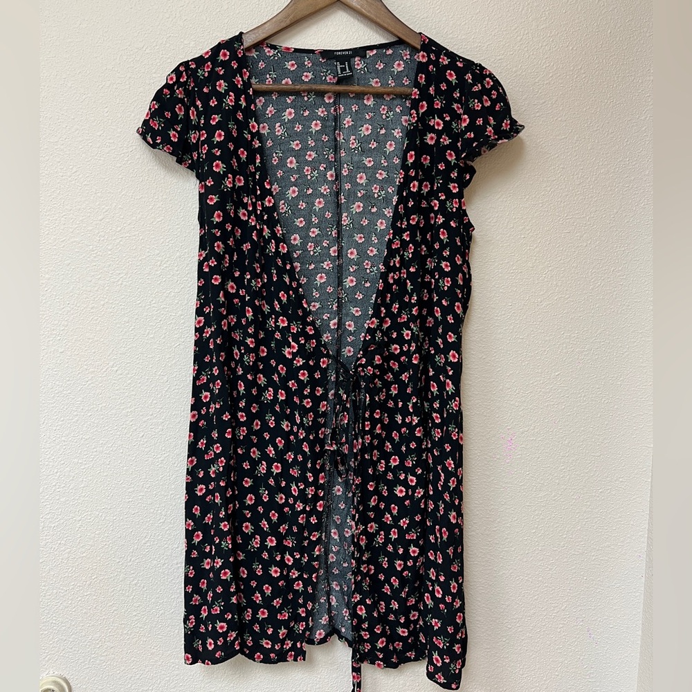 Forever 21 Black and Pink Floral Top